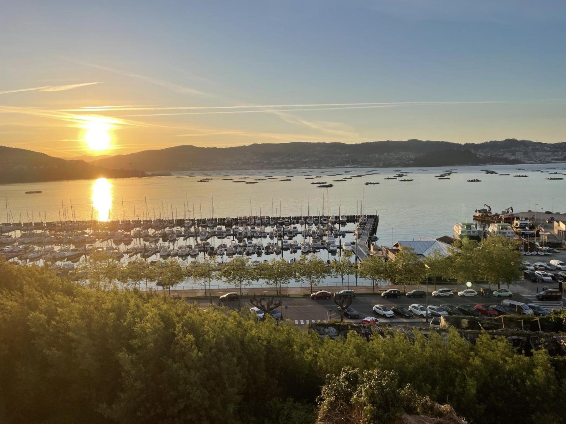 Ferienwohnung Atico Deluxe Muy Cerca De La Playa, Parking Gratis Moaña Exterior foto